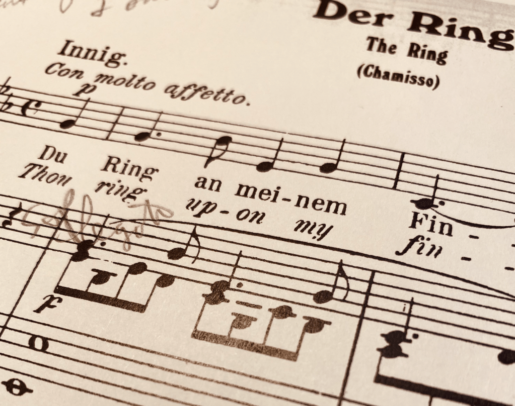 Frauenliebe und Leben: “Der&nbsp;Ring”